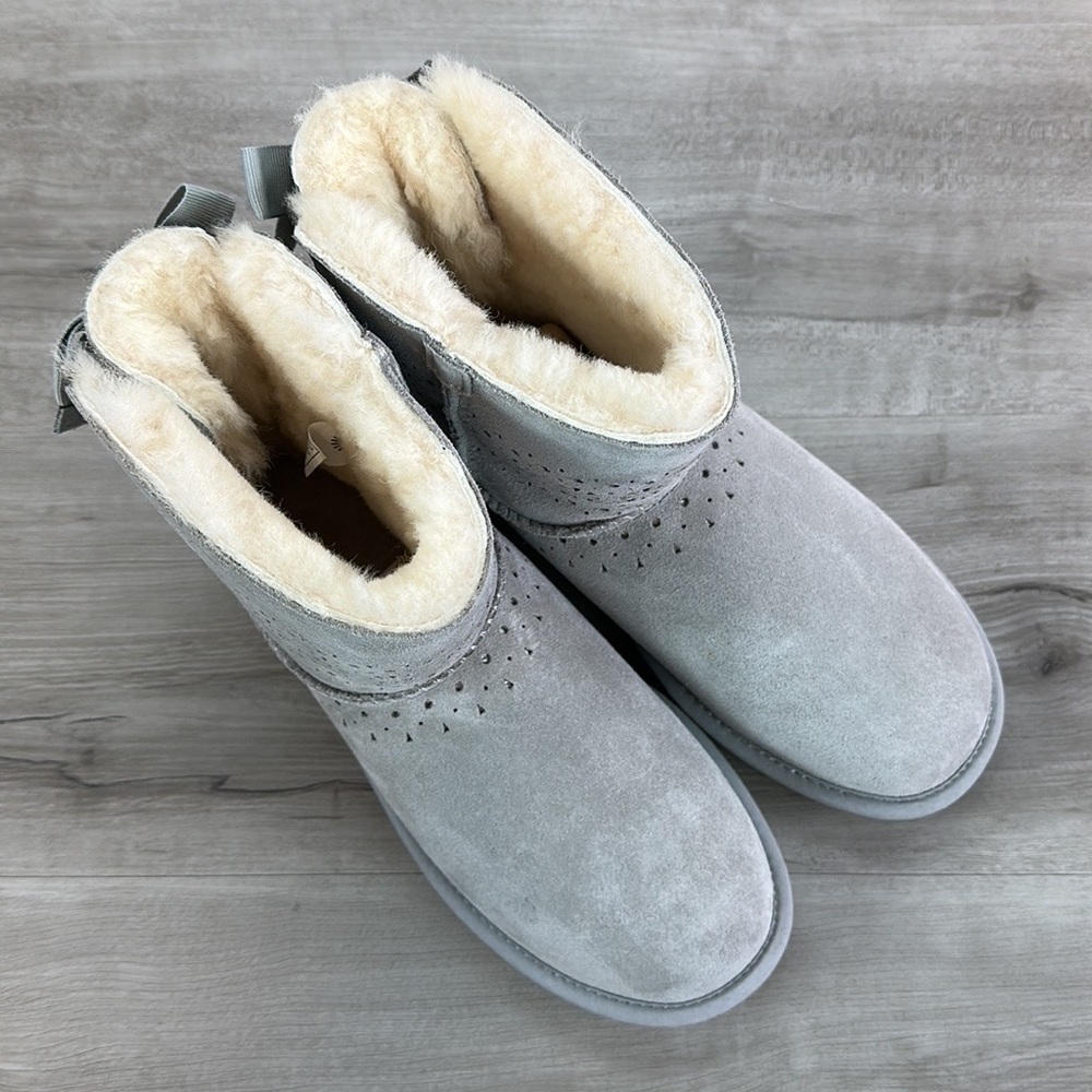 🍁 UGG 🍁 Women's Da Sunshine Perf
Drizzle Suede Boots - Picture 15 of 16